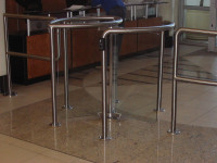 imat turnstiles half height glass02